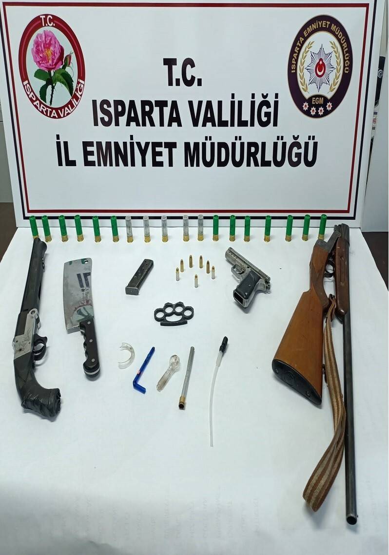 Isparta’da polisten ‘şok’ uygulama