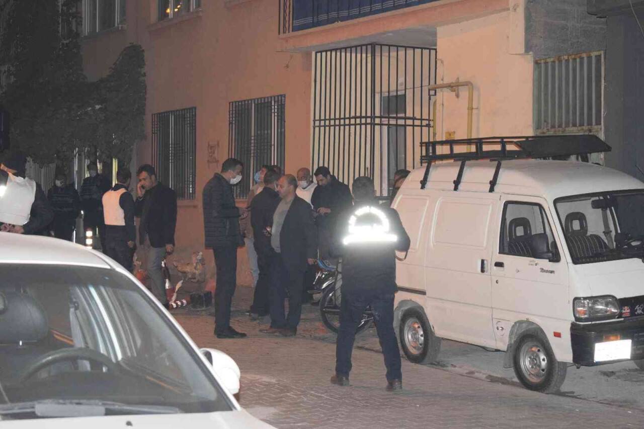 Boşanma aşamasındaki eşi ve çocuklarına korku dolu anlar yaşattı