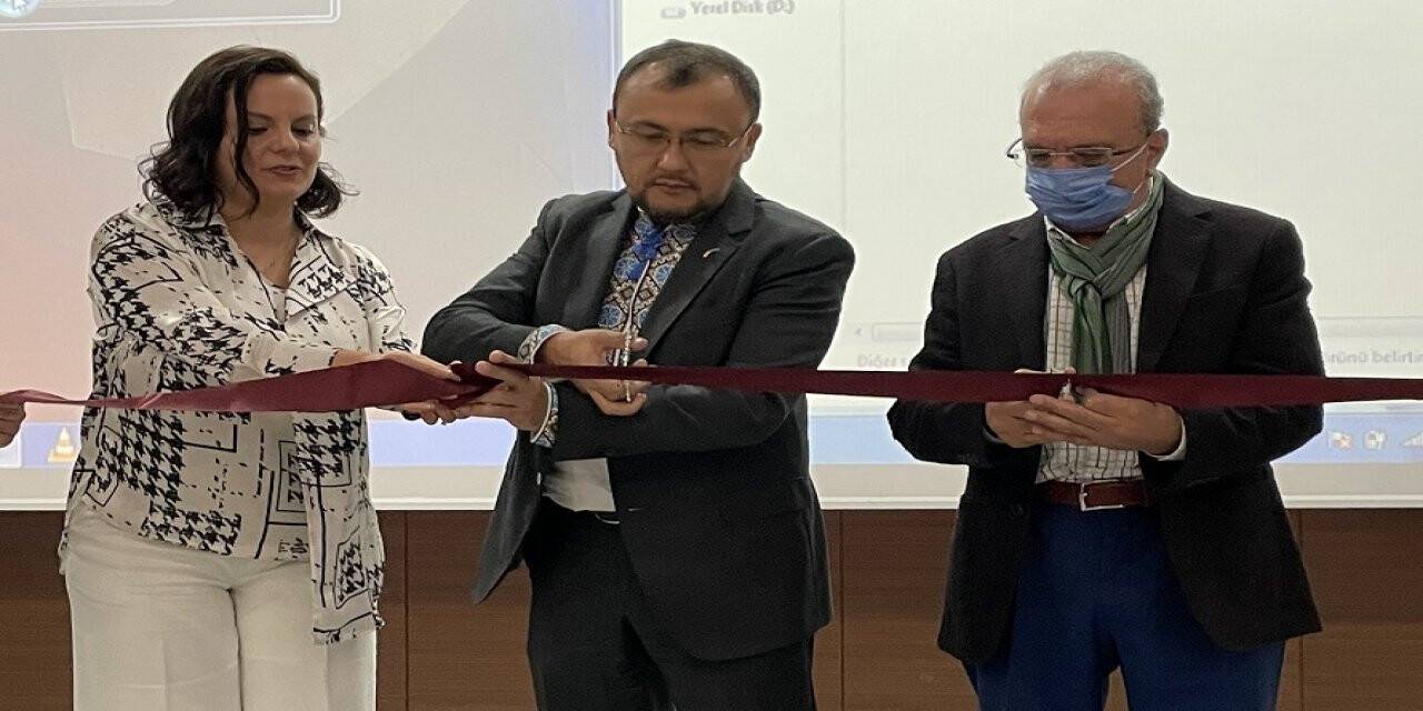 Ukrayna'nın Ankara Büyükelçisi Bodnar, Konya'da dernek açılışına katıldı