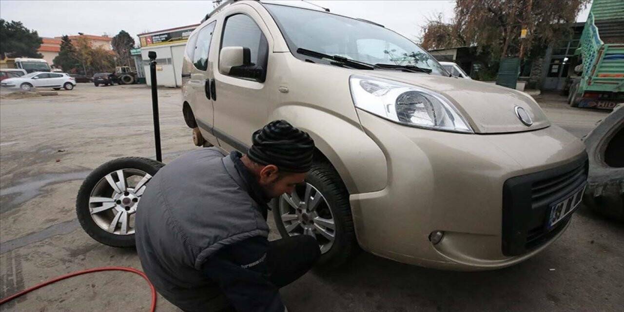 Kışın duruş mesafesini kısaltan kış lastiği hayat kurtarıyor