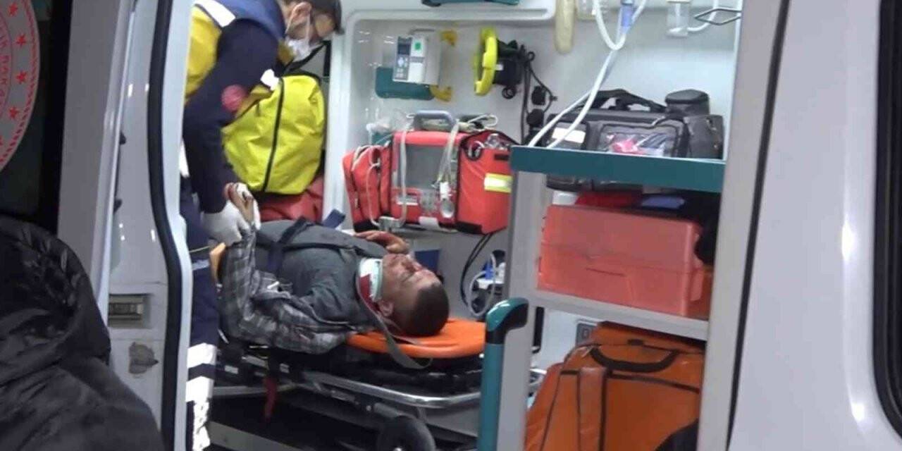 Sivil polis aracı ile otomobil çarpıştı: 2’si polis 3 yaralı