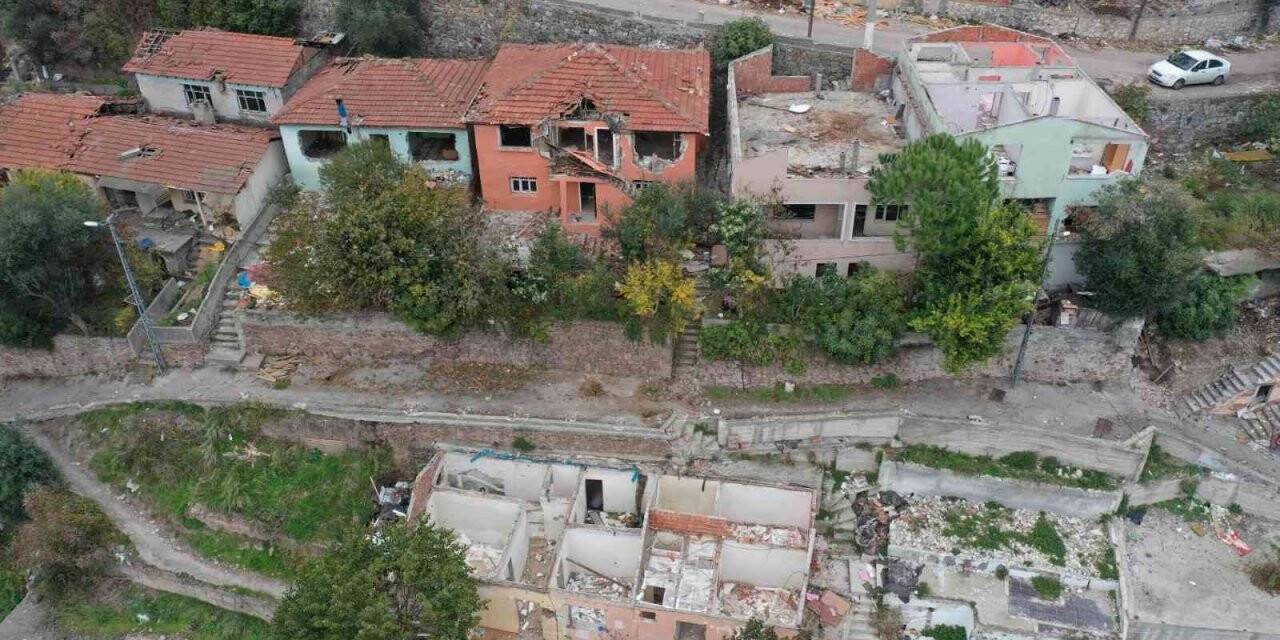 Cedit’te tahliyeler ve kira yardımları devam ediyor