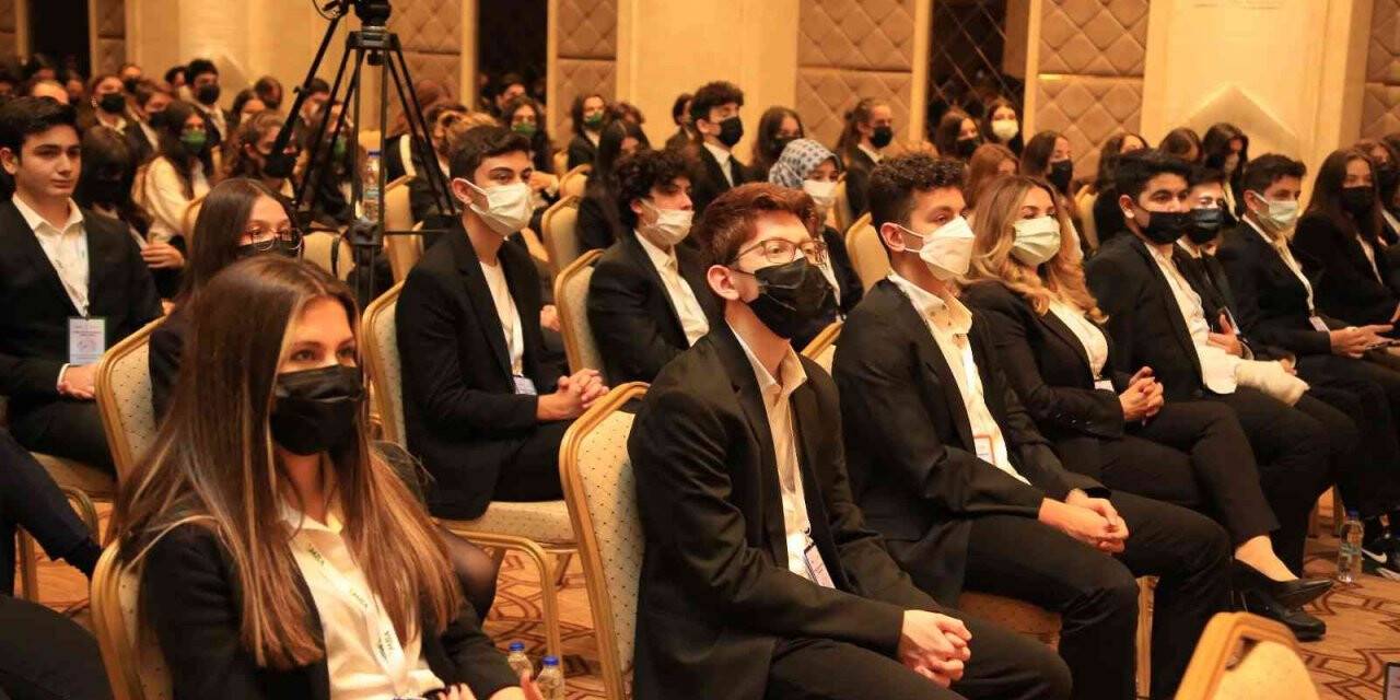 Geleceğin liderleri “Eğitim Kampı”nda