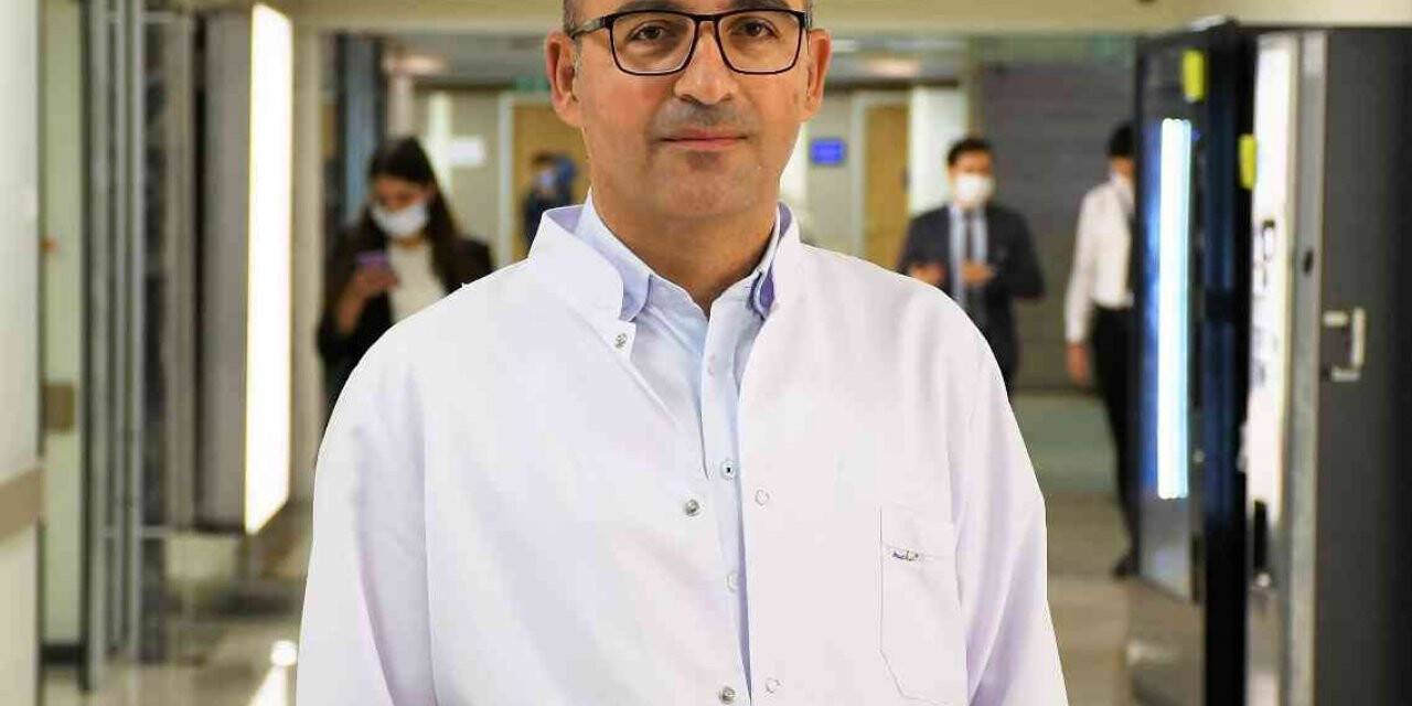 “Ağrının altından omuz çıkığı çıkabilir”