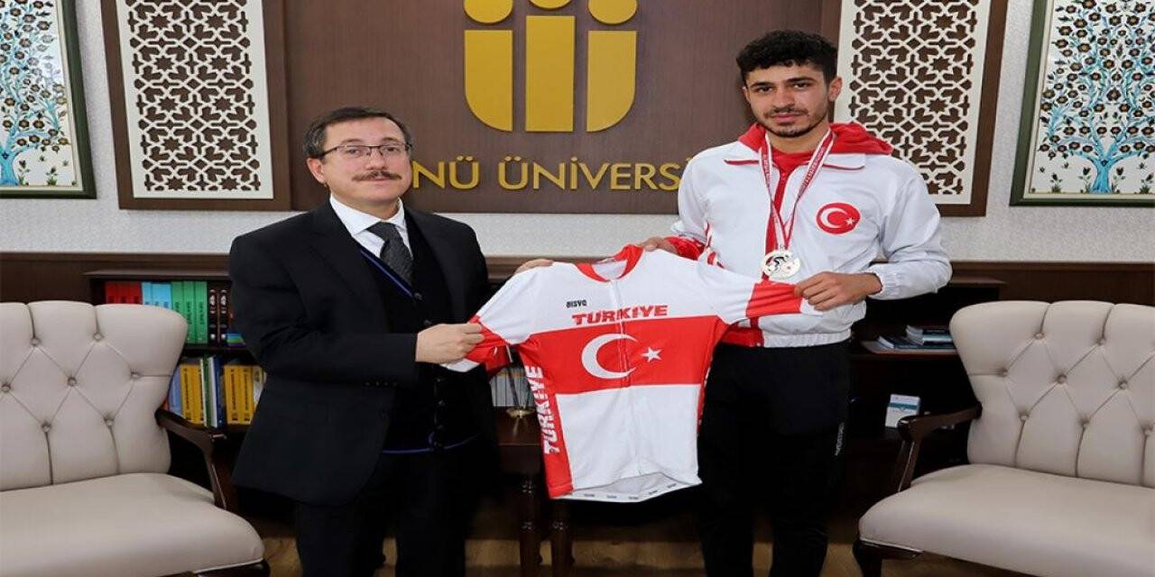 Türkiye Şampiyonuna başarı hediyesi