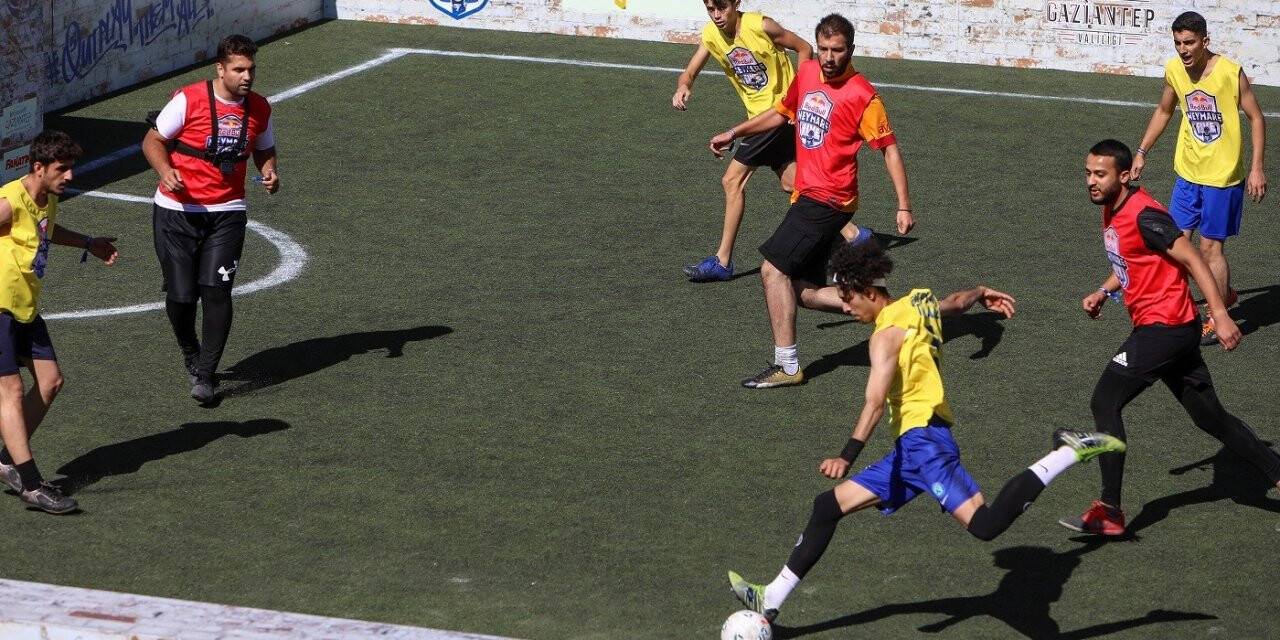 Red Bull Neymar Jr’s Five’ta en iyi sokak futbolcuları belli oluyor