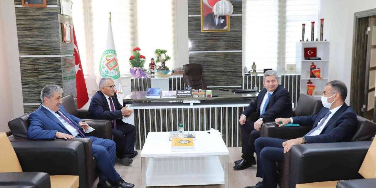 Büyükkılıç’tan Bünyan’da istişare toplantısı