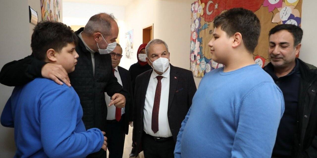 Başkan Demirtaş’tan çat kapı okul ziyaretleri