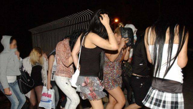 Fuhuş Operasyonu: 2'si Üniversiteli 8 Kadına Gözaltı