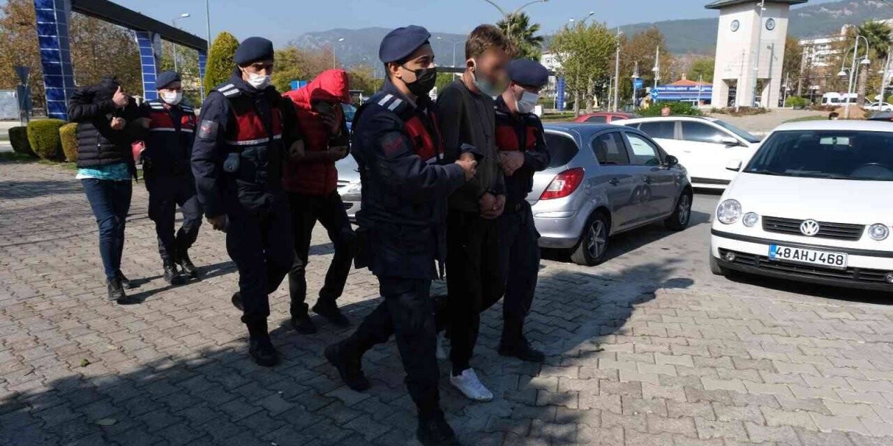 Ucuza sterlin almak isterken 686 bin lirasından oldu