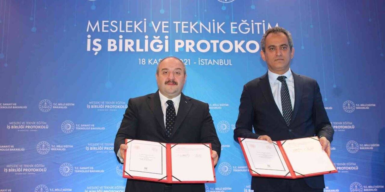 Bakan Varank: “Mesleki Eğitim Merkezlerini OSB’ler içerisinde konumlandırarak eğitimle sanayi arasındaki koordinasyonu daha yakından temin etmiş olacağız”