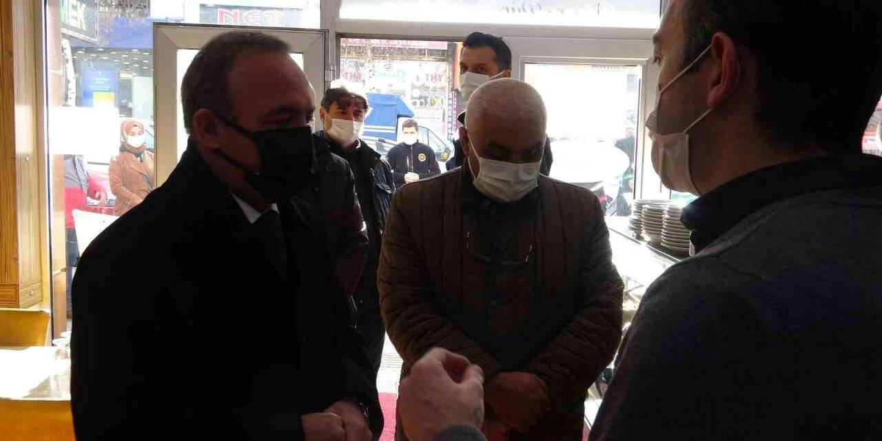 Ardahan Valisi Öner, aşı olmayan esnafı uyardı