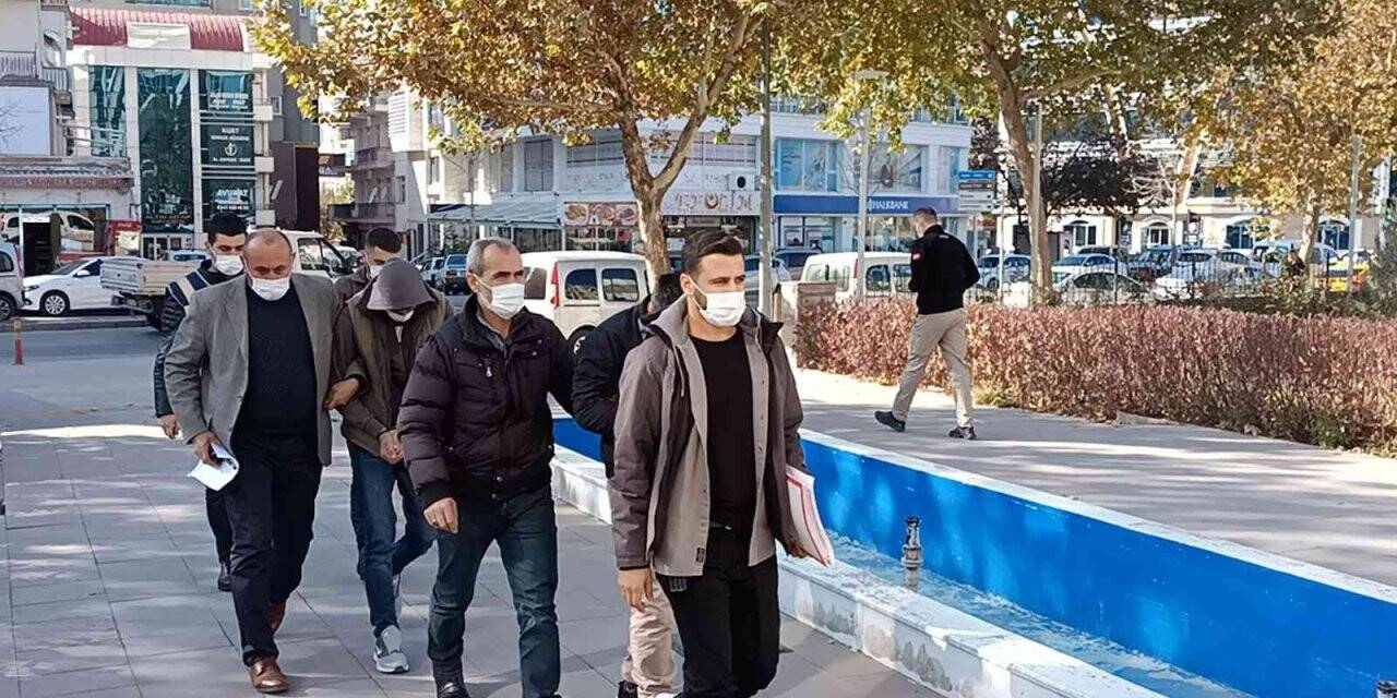 İcralık olarak aldığı aracın çalıntı olduğunu bilmiyormuş
