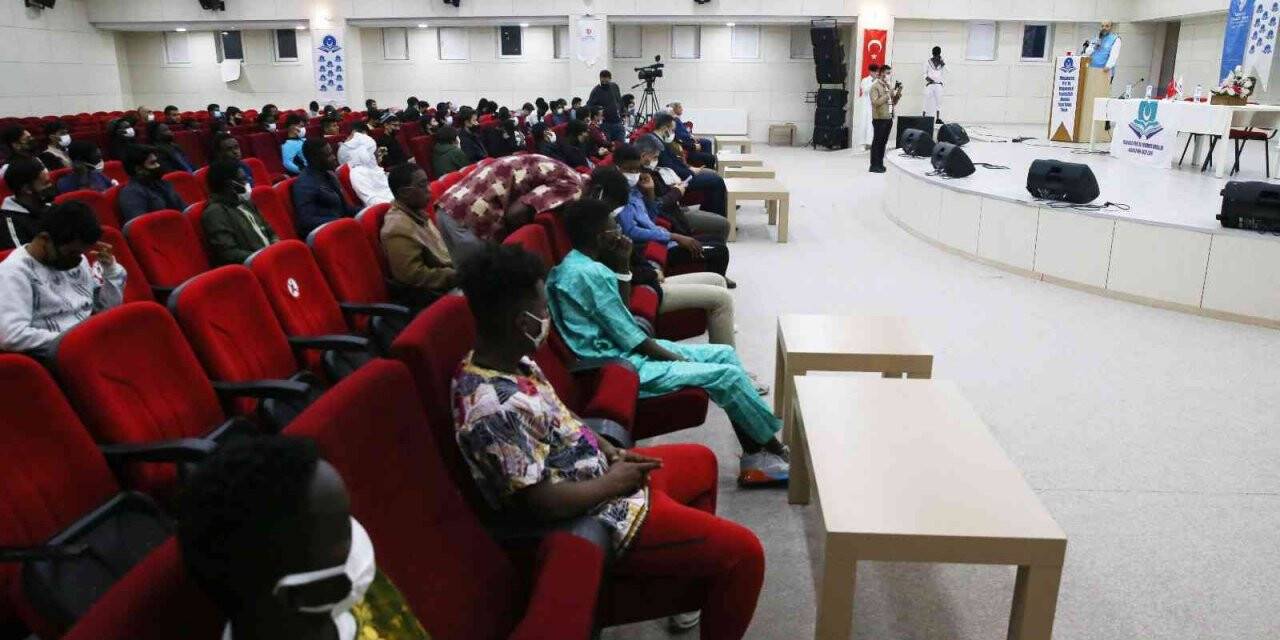TDV Mütevelli Heyeti 2. Başkanı Açık: “Uluslararası eğitim programları ile milletler arasında gönül köprüleri kuruyoruz”