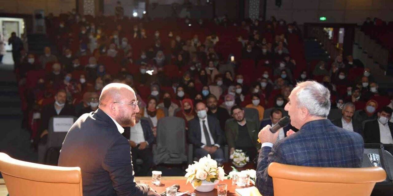 Nurullah Genç ve Altunağa Manisalılar ile buluştu