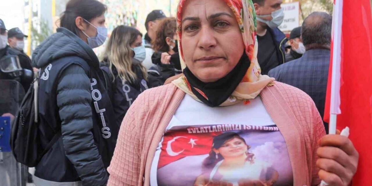 Kızına seslenen Vanlı anne: “Baban ölmeden gel gör”