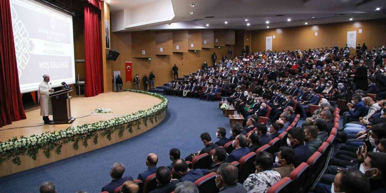 Diyanet İşleri Başkanı Erbaş: “Beşikten mezara kadar ilim herkese farzdır”