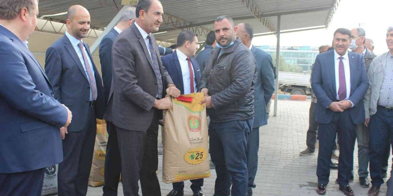 Özel İdare’den Tarıma 1 milyonluk destek