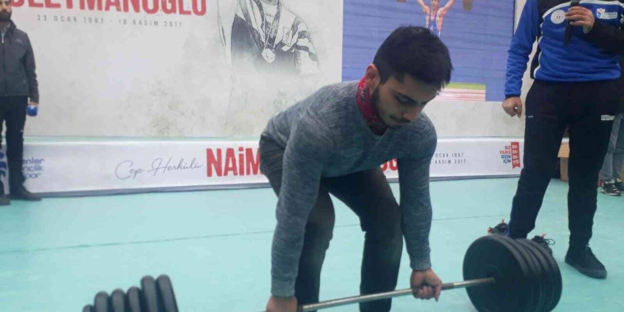 Esenler’de "cep herkülü"nü anmak için ilginç yarış