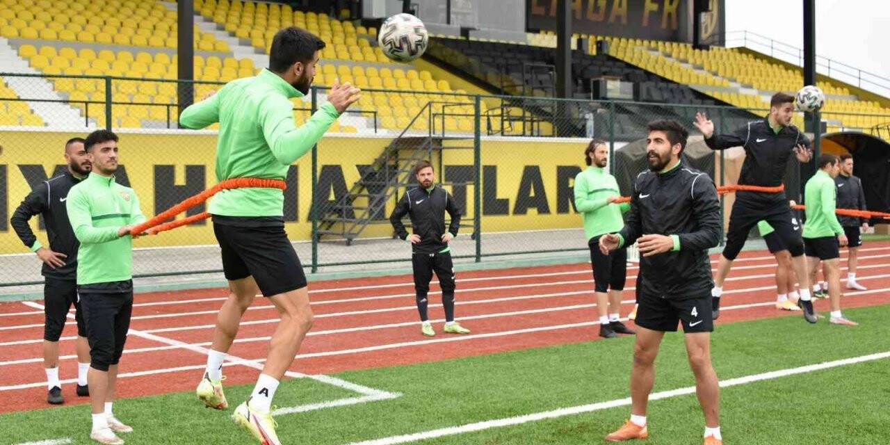 Aliağaspor FK, Manisa Sanayispor’a hazırlanıyor
