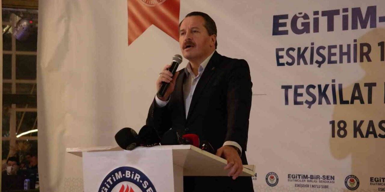 Kılıçdaroğlu’na CHP’li belediyelerin işten çıkardıklarıyla helalleşme çağrısı