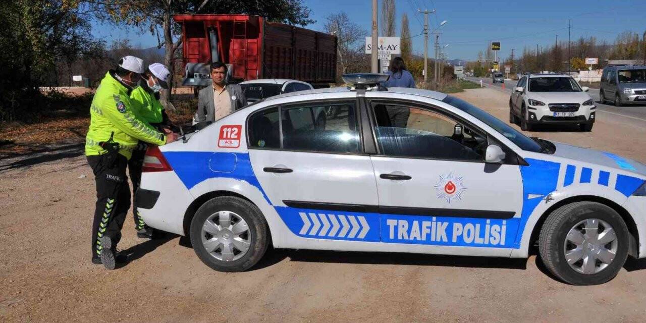 Simav’da radarlı trafik kontrolü