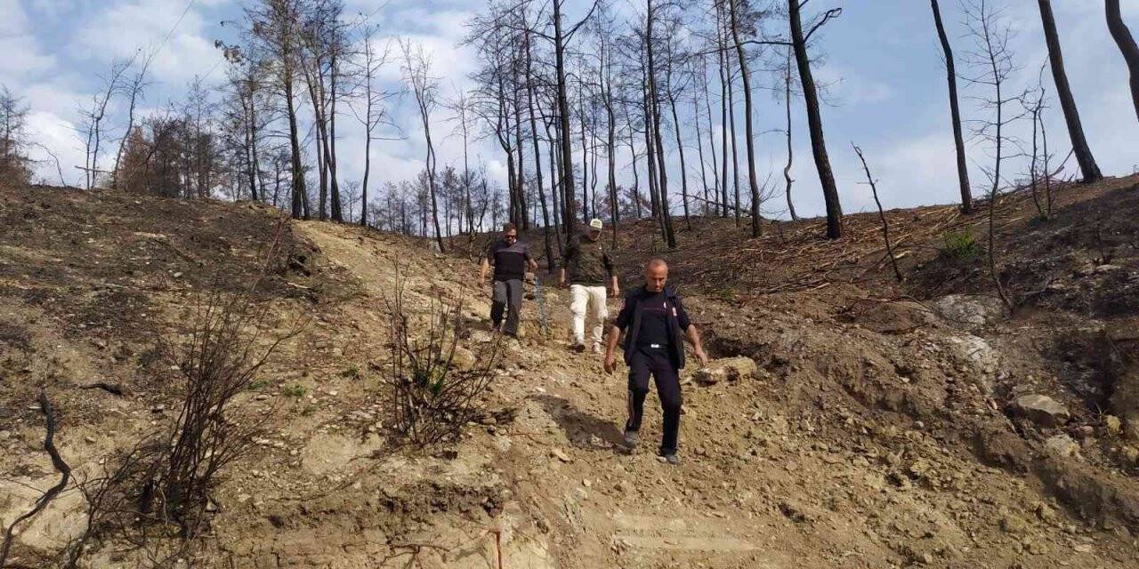 Yangın bölgesinde inceleme yaparken mahsur kalan görevliyi, itfaiye ekipleri kurtardı