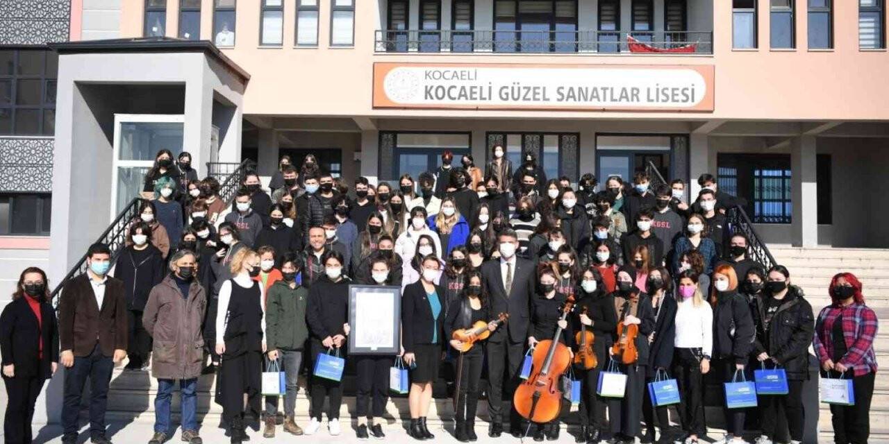 Başkan Kocaman, Kocaeli Güzel Sanatlar Lisesi’nde