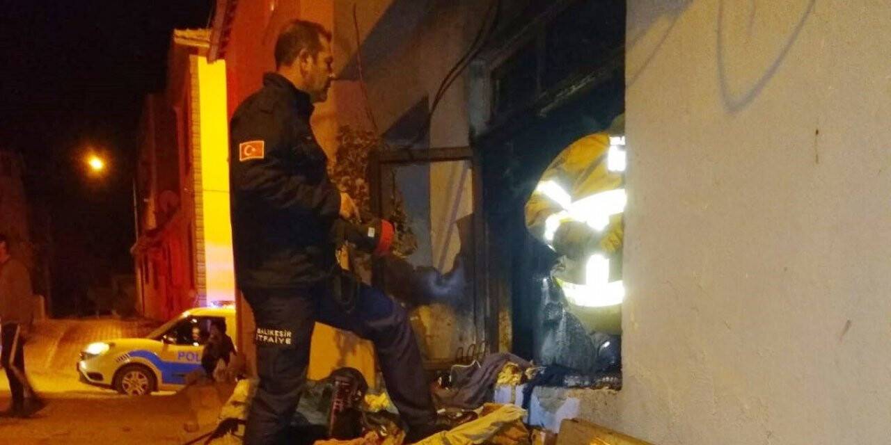 Erdek’te ev yangını korkuttu