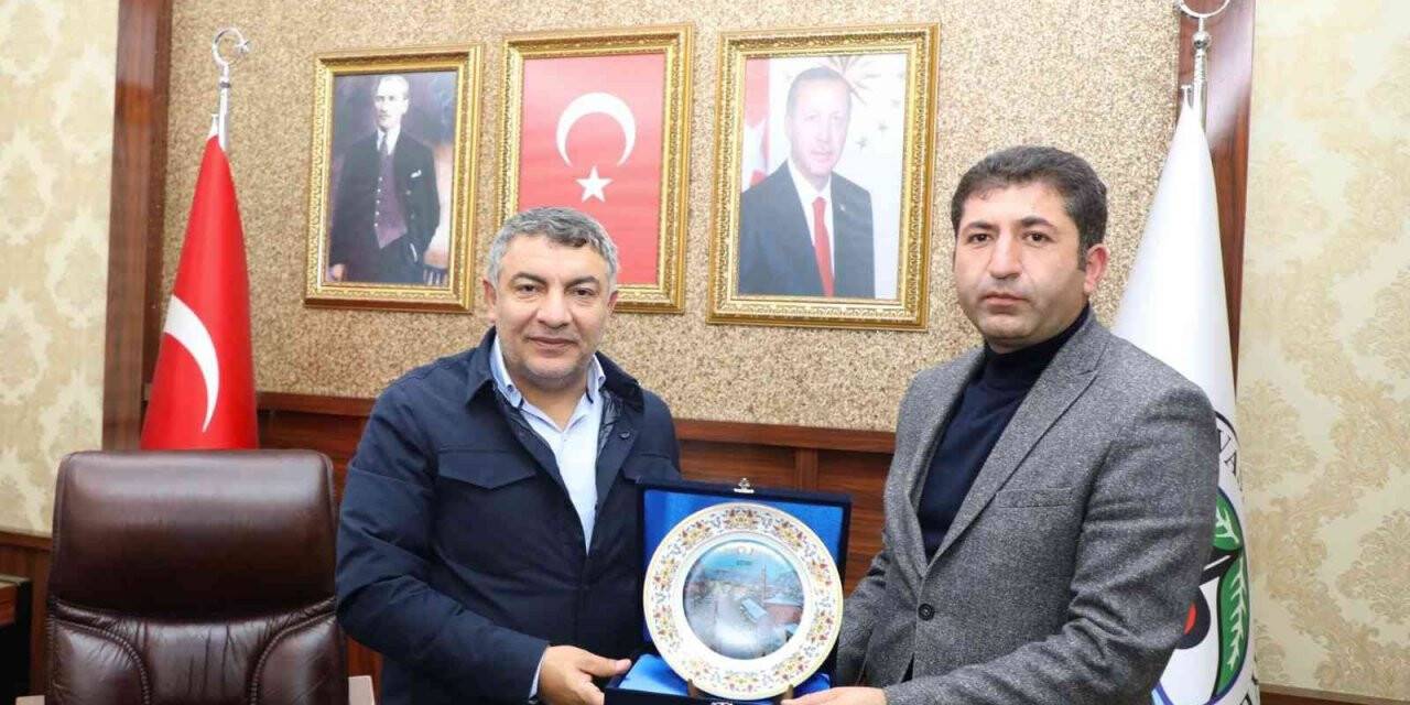 Başkan Şayir, Zara Belediye Başkanı Çelik’i ağırladı