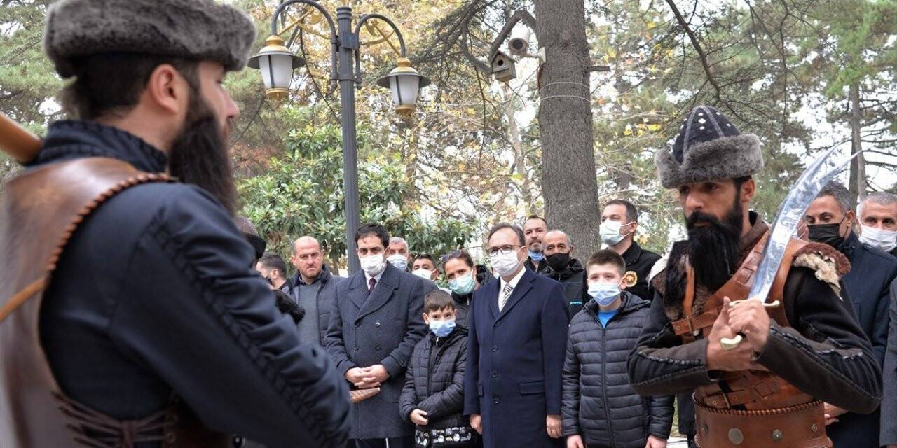 Bilecik’te bin çiftçiye 60 ton yem bitkisi tohumu dağıtıldı