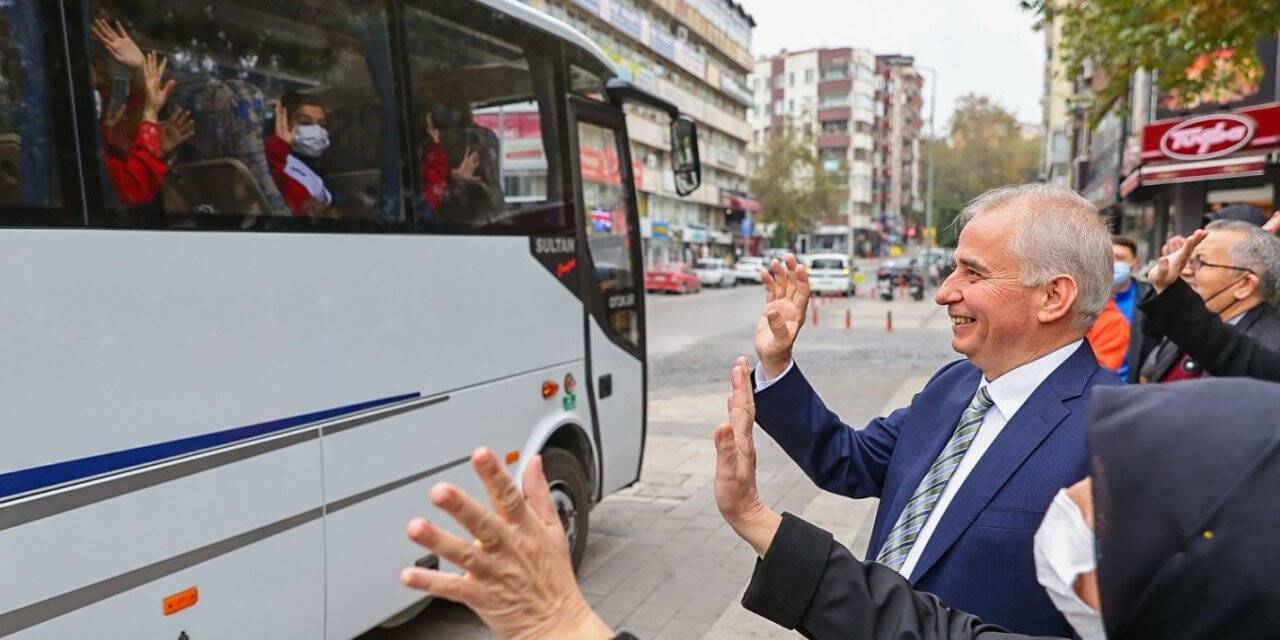 Ulusal Gelişim Projesi Ligi için sporcular uğurlandı