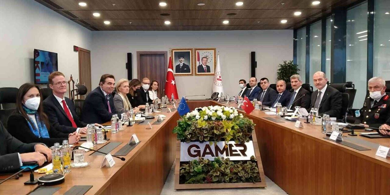 Bakan Soylu, Avrupa Komisyonu Başkan Yardımcısı Schinas’ı kabul etti