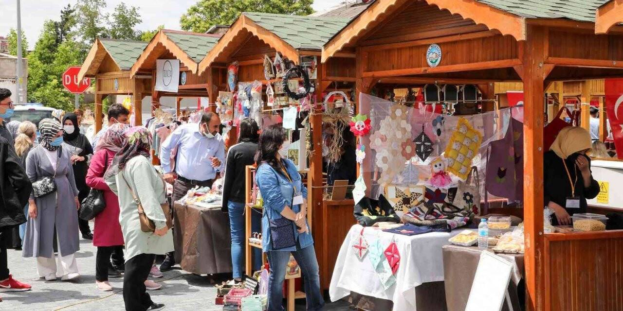 Talas’ta maharetli eller, el emeği göz nuru ürünler