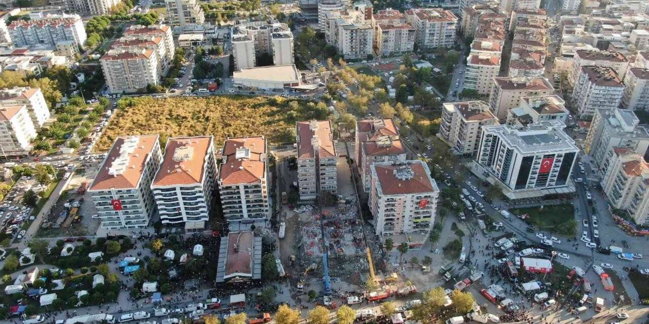 36 kişiye mezar olan Rıza Bey Apartmanı davasında yumruklaşma