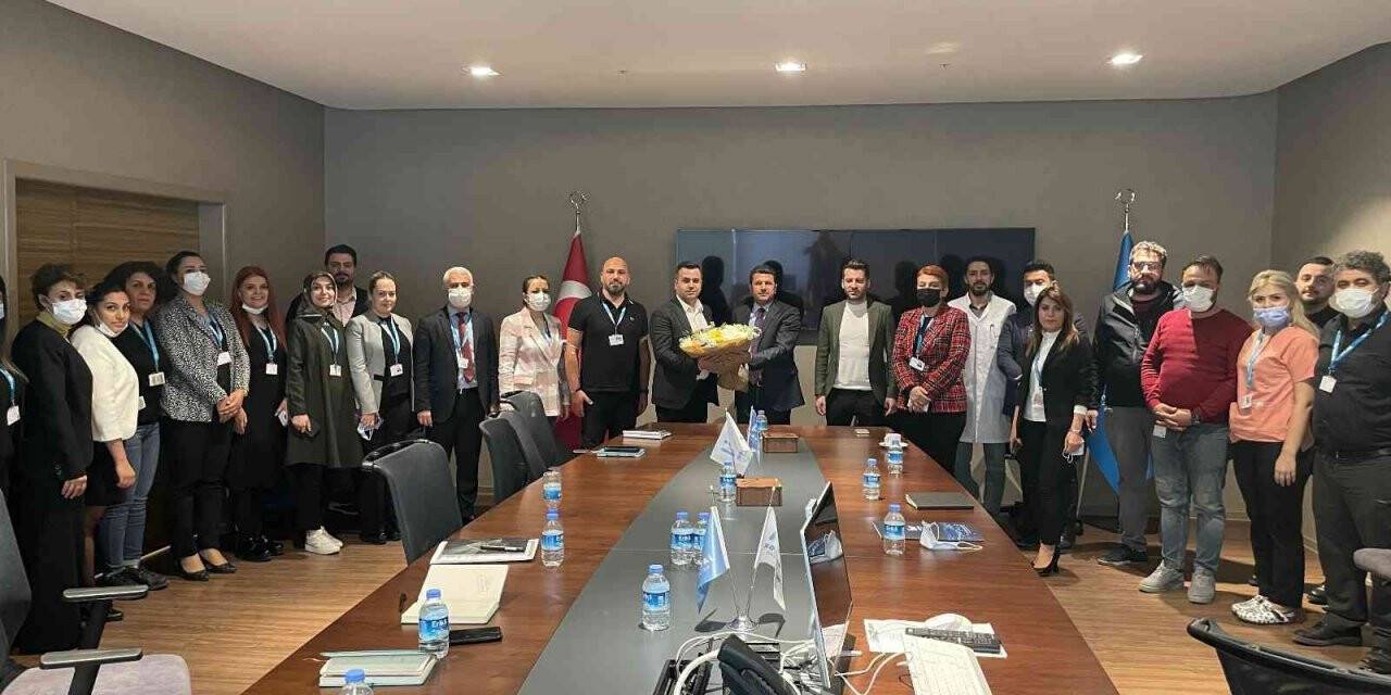 Liv Hospital Gaziantep’te bayrak değişimi