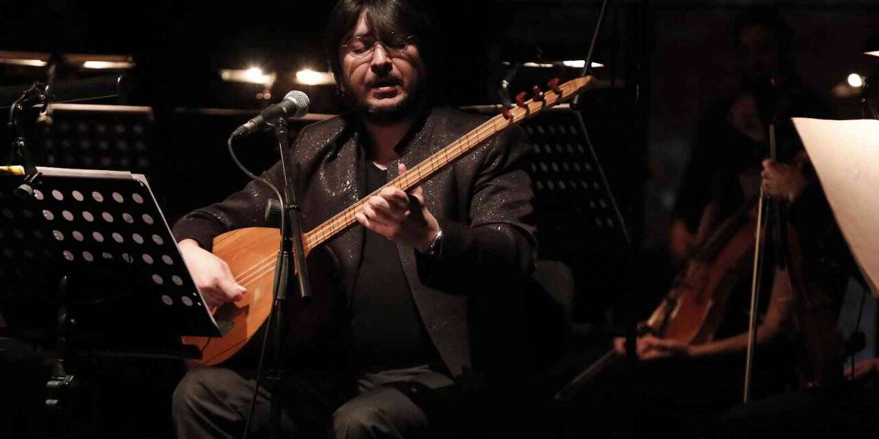 ’Dostlar Beni Hatırlasın-Bir Aşık Veysel Hikayesi’ konseri