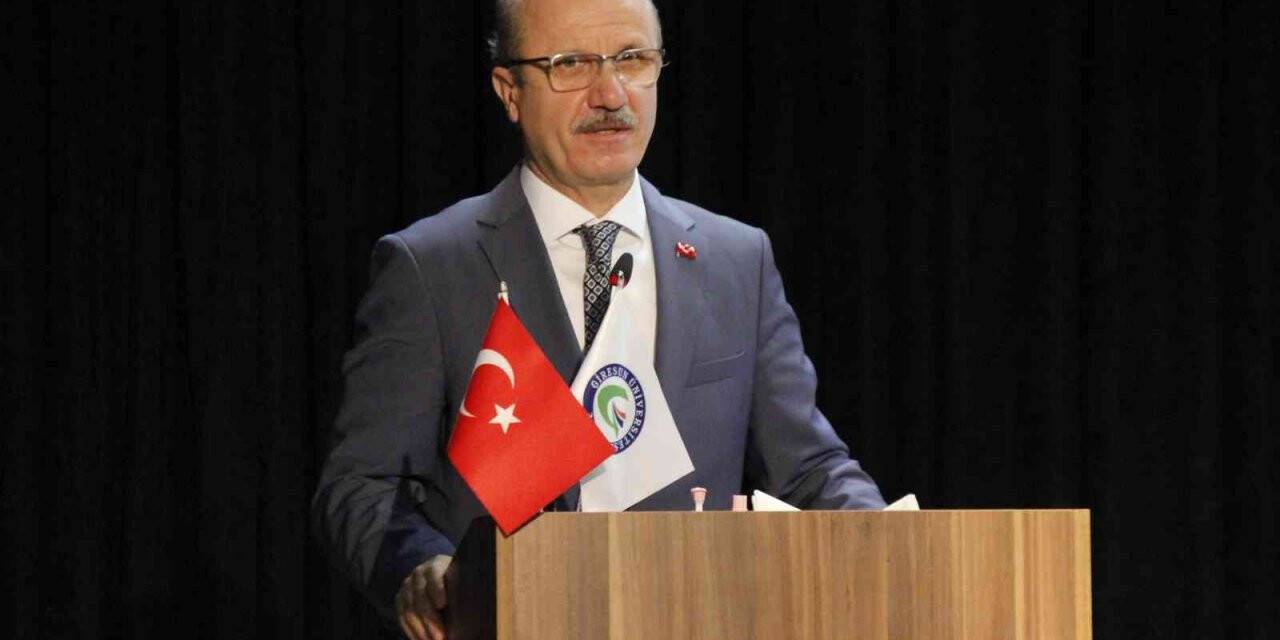 YÖK Başkanı Erol Özvar, ÜNİ-DOKAP toplantısına katıldı