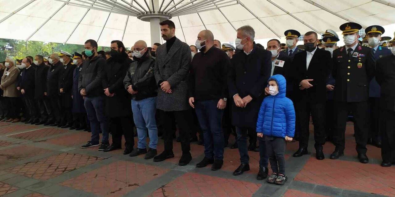 Şehit Üstçavuş Geçit gözyaşları içinde son yolculuğuna uğurlandı