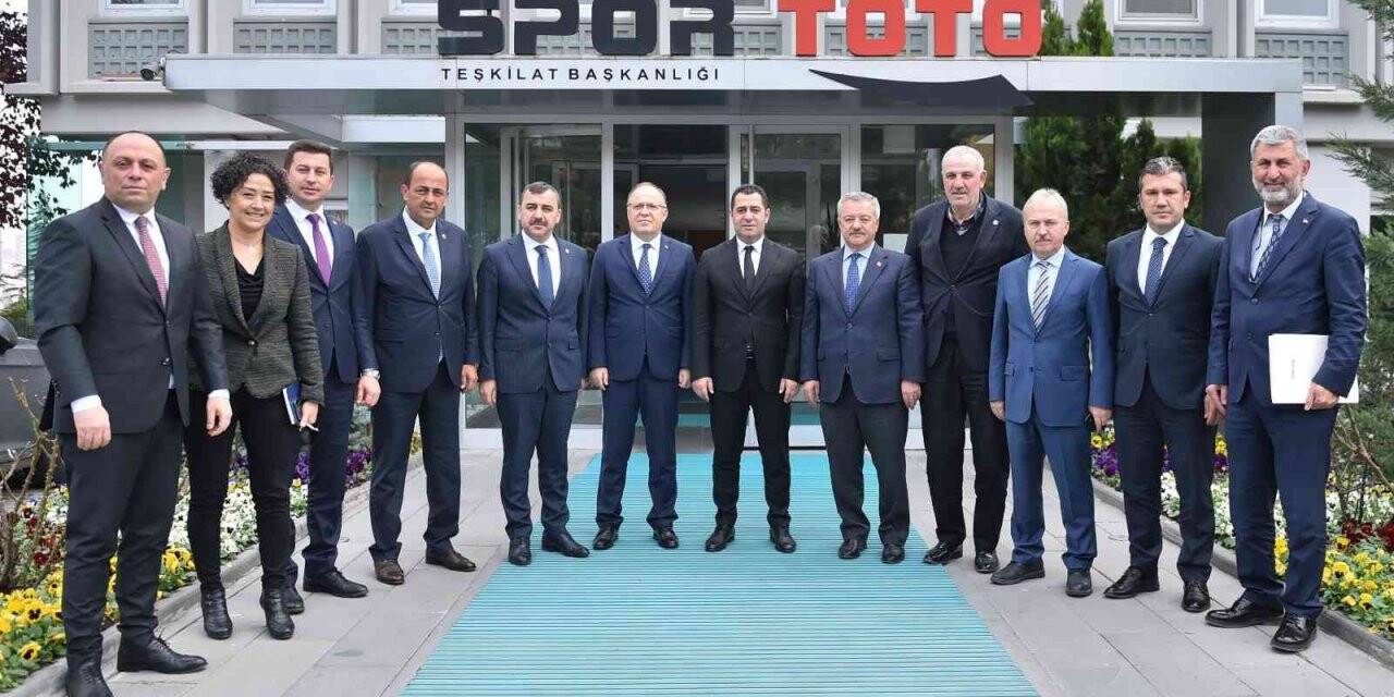 Zonguldak’ın spor yatırımları için imzalar atıldı