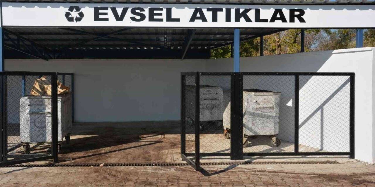 Dicle Üniversitesinde, ‘Atık geçici depolama alanı’ kuruldu