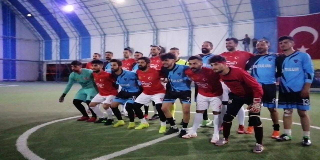 Genç Şavak Derneği turnuvası renkli görüntülerle sona erdi