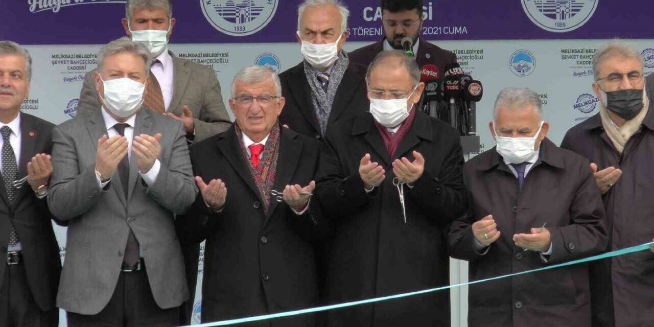 Melikgazili 4 başkan açılışta bir araya geldi