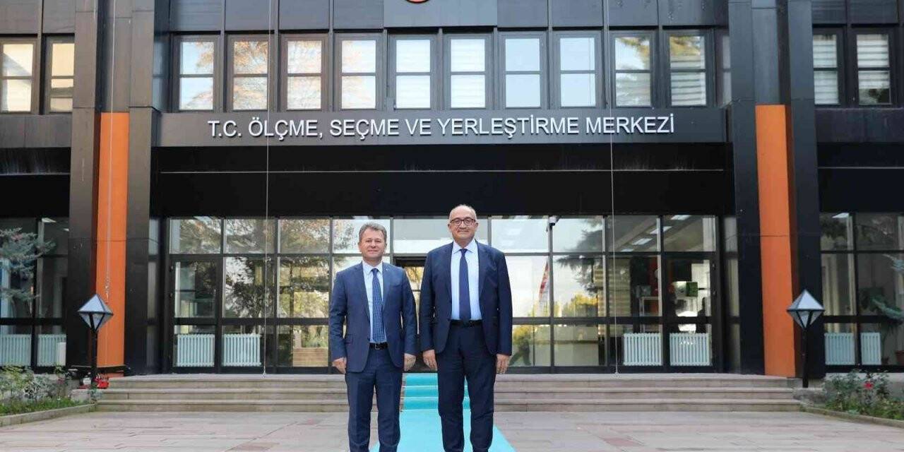 Rektör Ataç ÖSYM Başkanı Prof. Dr. Halis Aygün’ü ziyaret etti