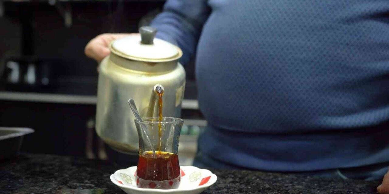 Rize’nin sıcak çayı hem el hem cep yakıyor