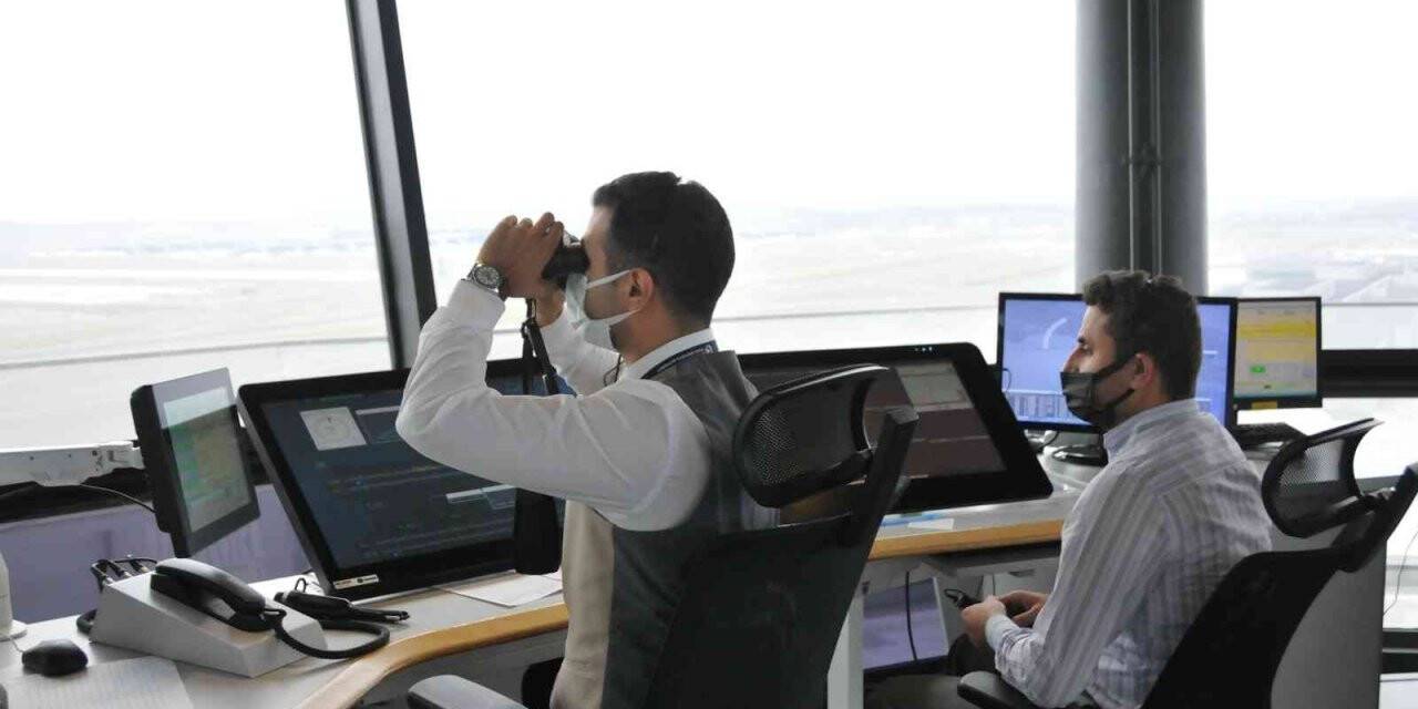 İstanbul Havalimanı’nda hava trafik kontrolörlerinin yoğun mesaisi