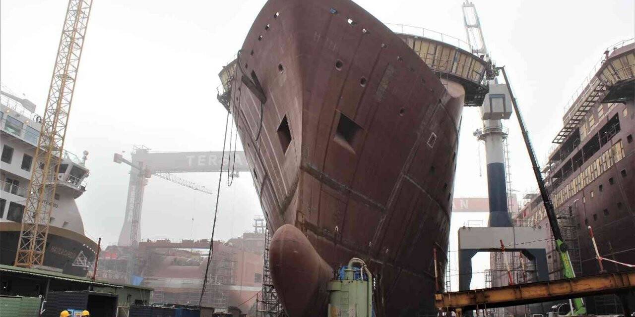 Dünyaya gemi yapıp yılda 150 milyon euro kazanıyor