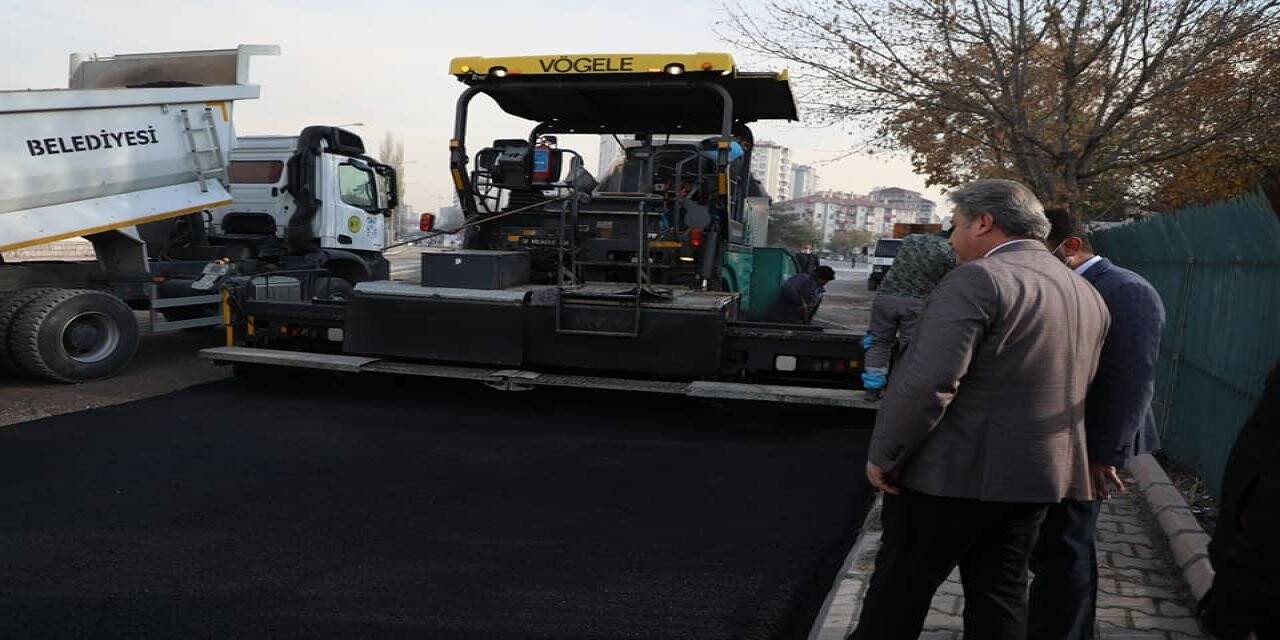 Başkan Palancıoğlu, Mensucat Caddesi çalışmalarını inceledi