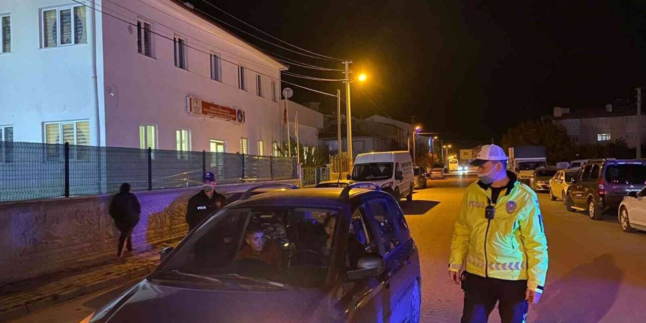 Bolvadin’de huzur ve asayiş denetimleri 37. gününde de devam etti