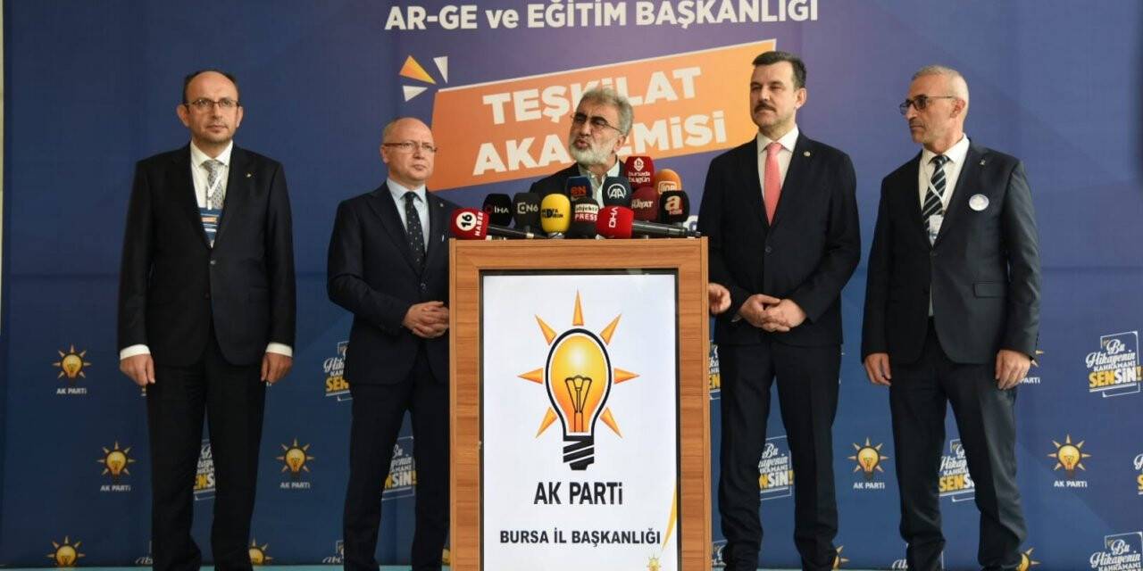 Taner Yıldız: “Cumhurbaşkanımız Recep Tayyip Erdoğan’la beraber yaptığımız bir ekip çalışmasıdır”